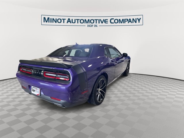 Certified 2016 Dodge Challenger R/T Scat Pack w/ Leather Interior Group RWD image 9