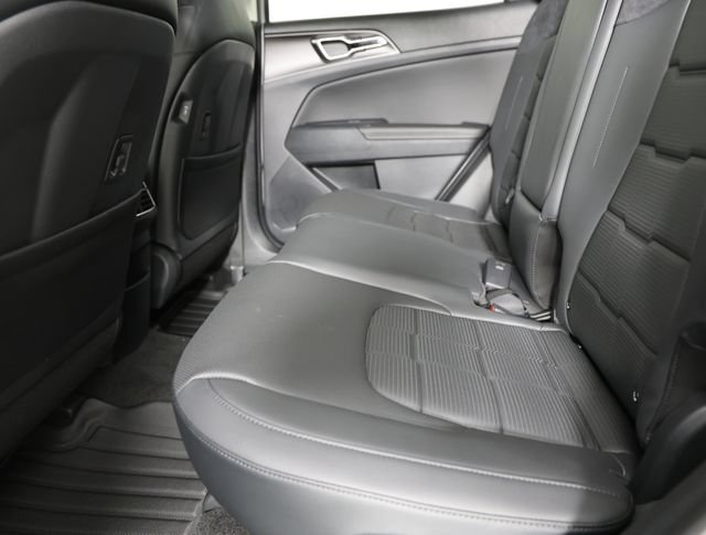 New 2026 Kia Sportage SX FWD image 9
