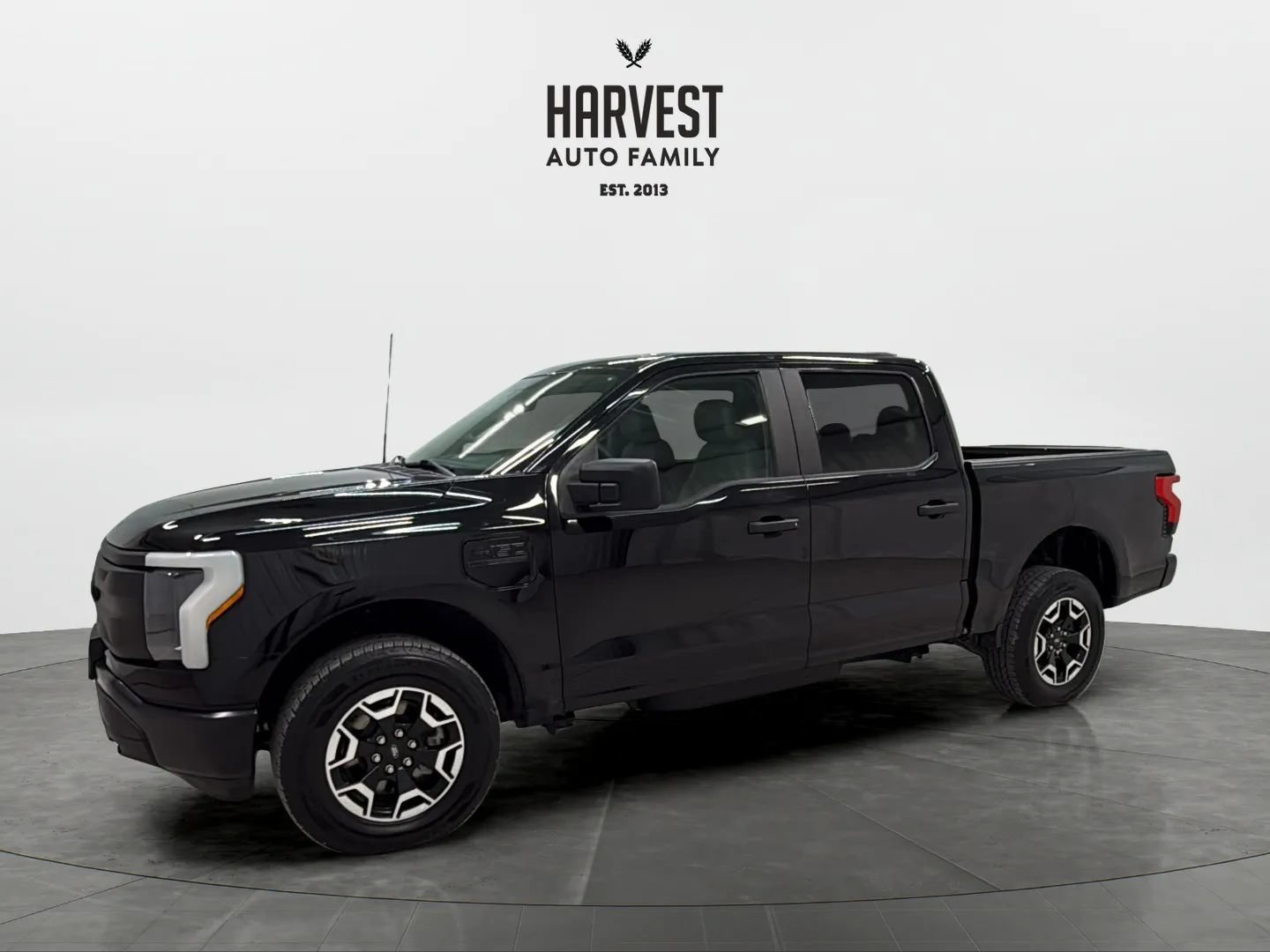 Used 2022 Ford F150 Lightning Pro AWD/4WD image 1