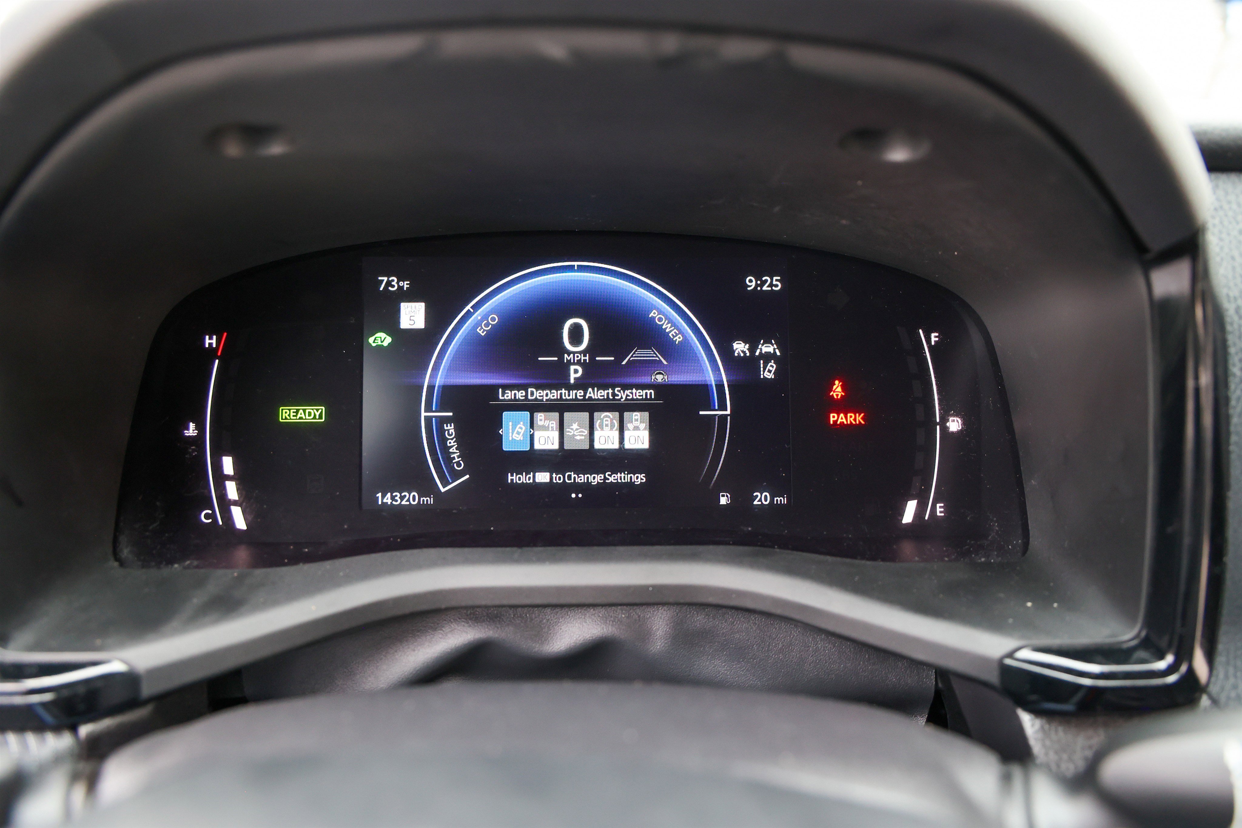 Used 2025 Toyota Camry SE w/ Convenience Package image 17