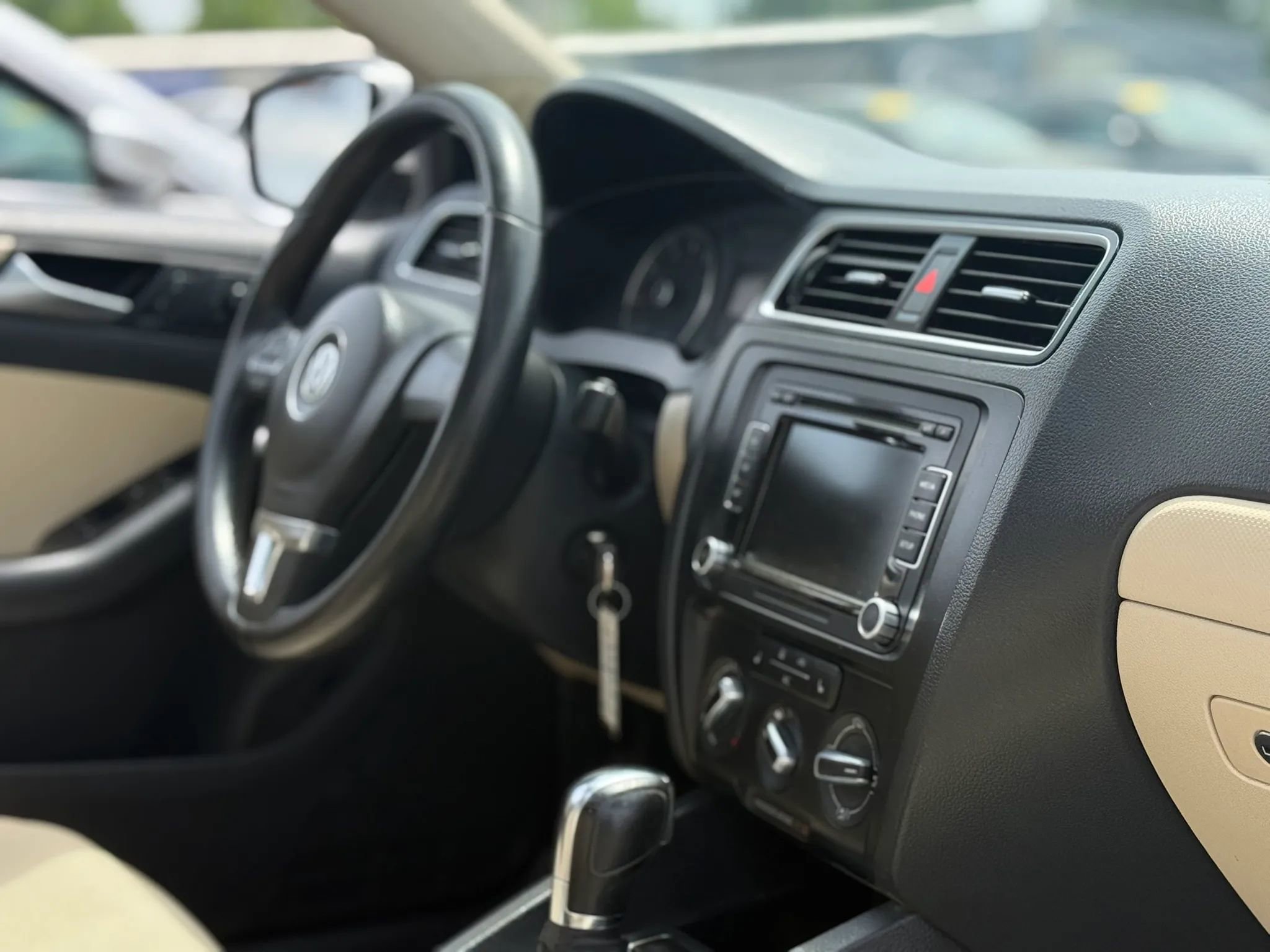Used 2012 Volkswagen Jetta SE FWD image 47