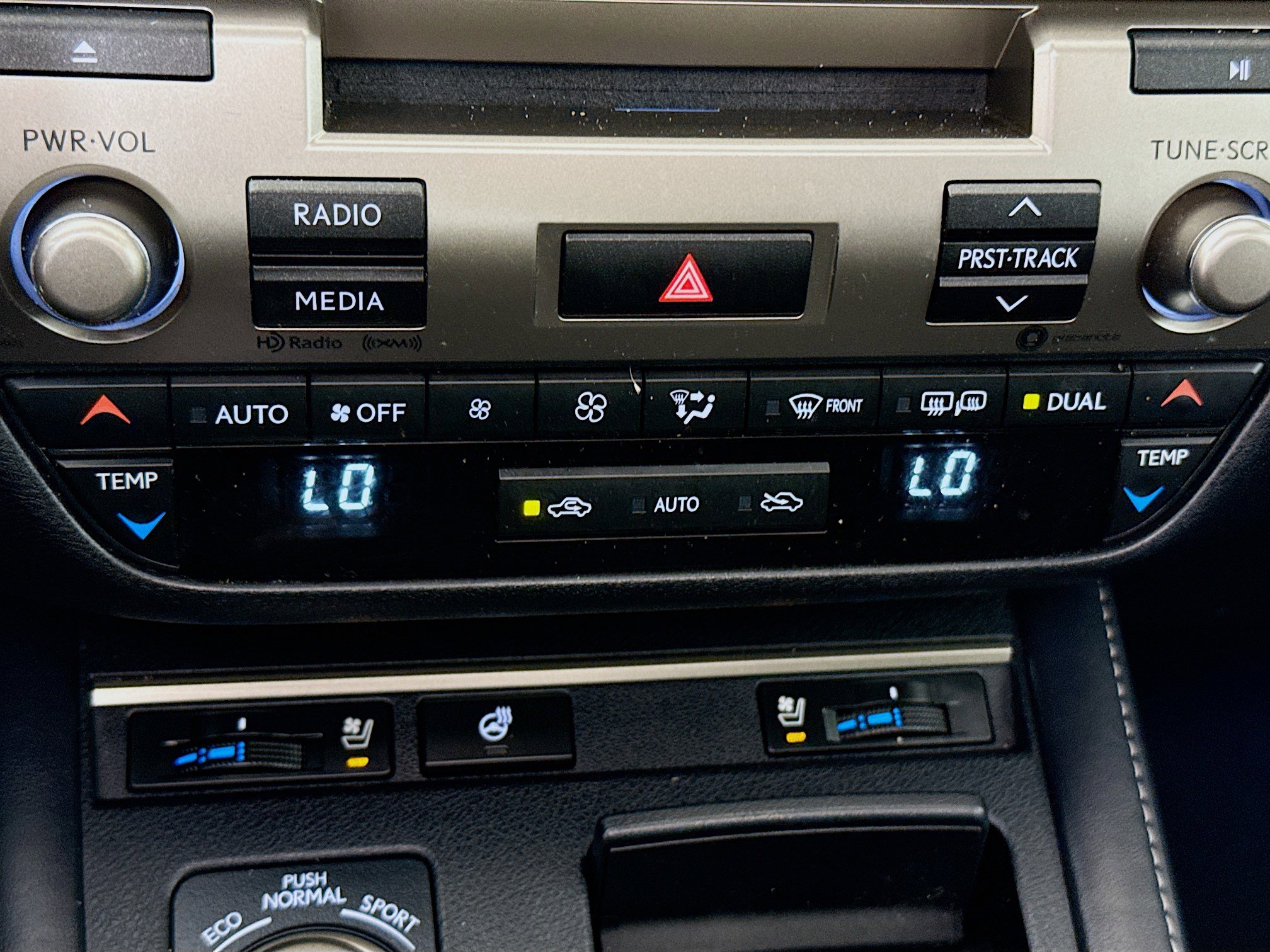 Used 2017 Lexus ES 350 w/ Premium Package FWD image 17