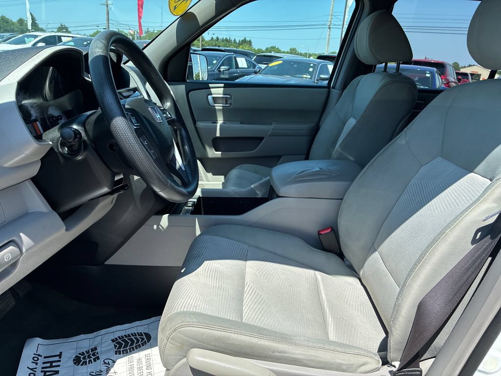 Used 2015 Honda Pilot LX image 11