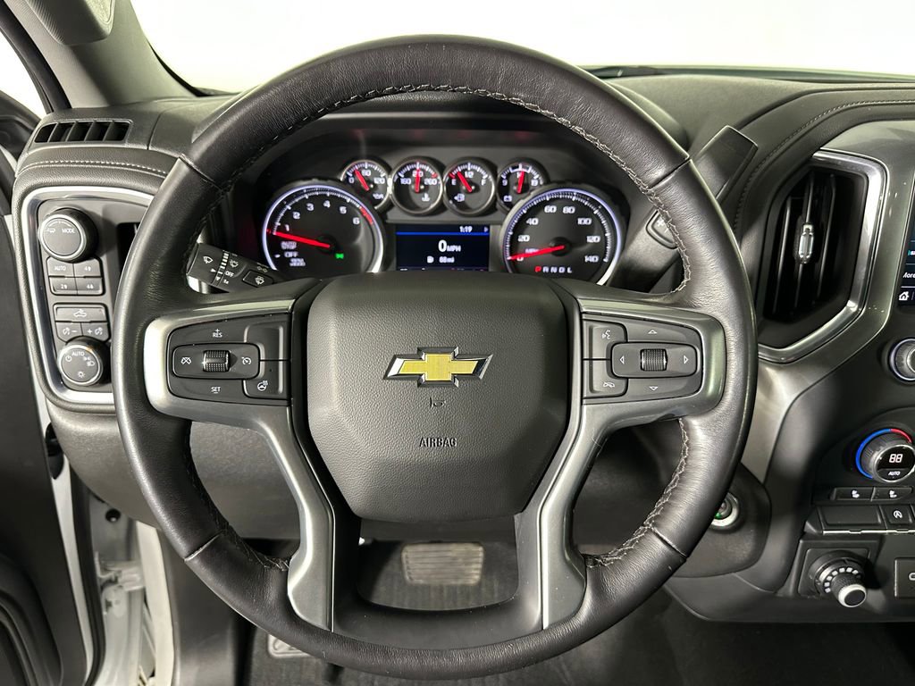 Used 2022 Chevrolet Silverado 1500 LT w/ Z71 Off-Road Package image 12