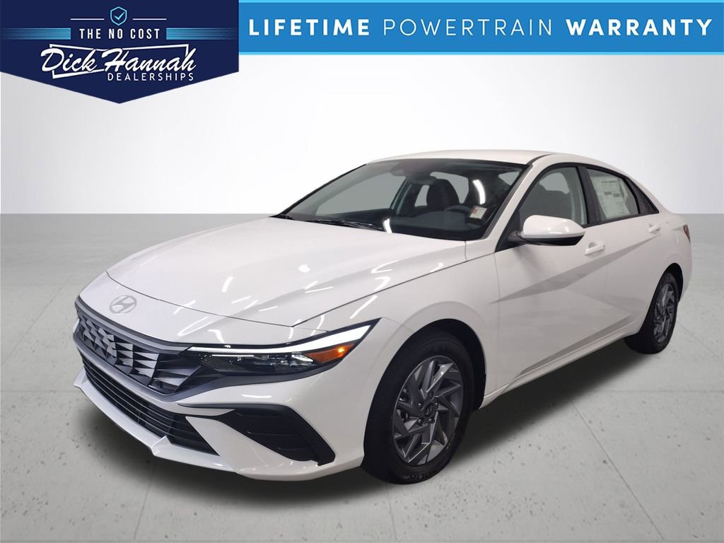 New 2025 Hyundai Elantra Blue