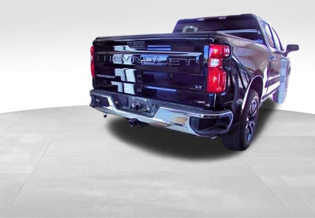 Used 2024 Chevrolet Silverado 1500 LT AWD/4WD image 3