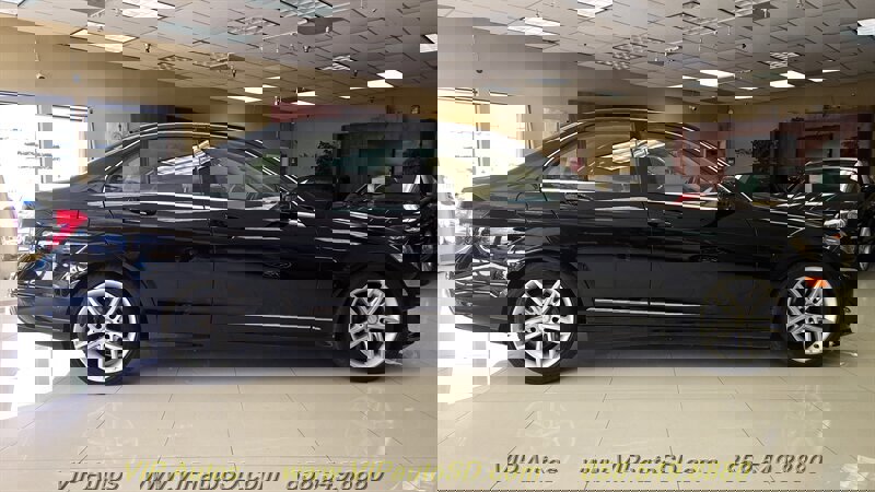 Used 2013 Mercedes-Benz C 250 Sedan image 4