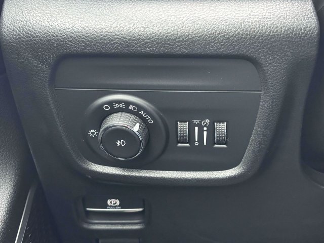 New 2027 Jeep Grand Cherokee L Limited AWD/4WD image 24