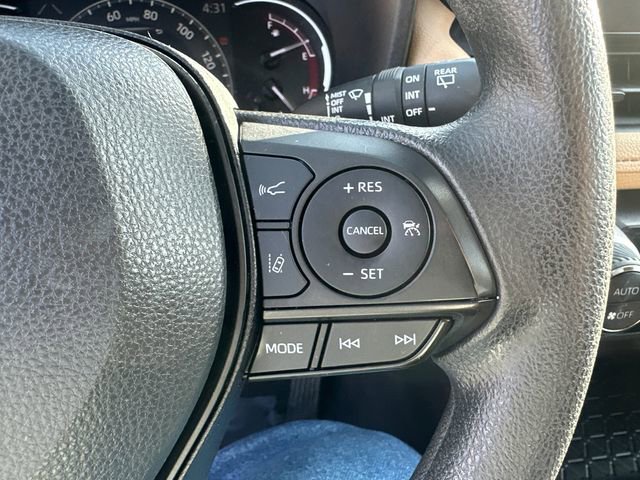 Used 2023 Toyota RAV4 XLE w/ Convenience Package image 35