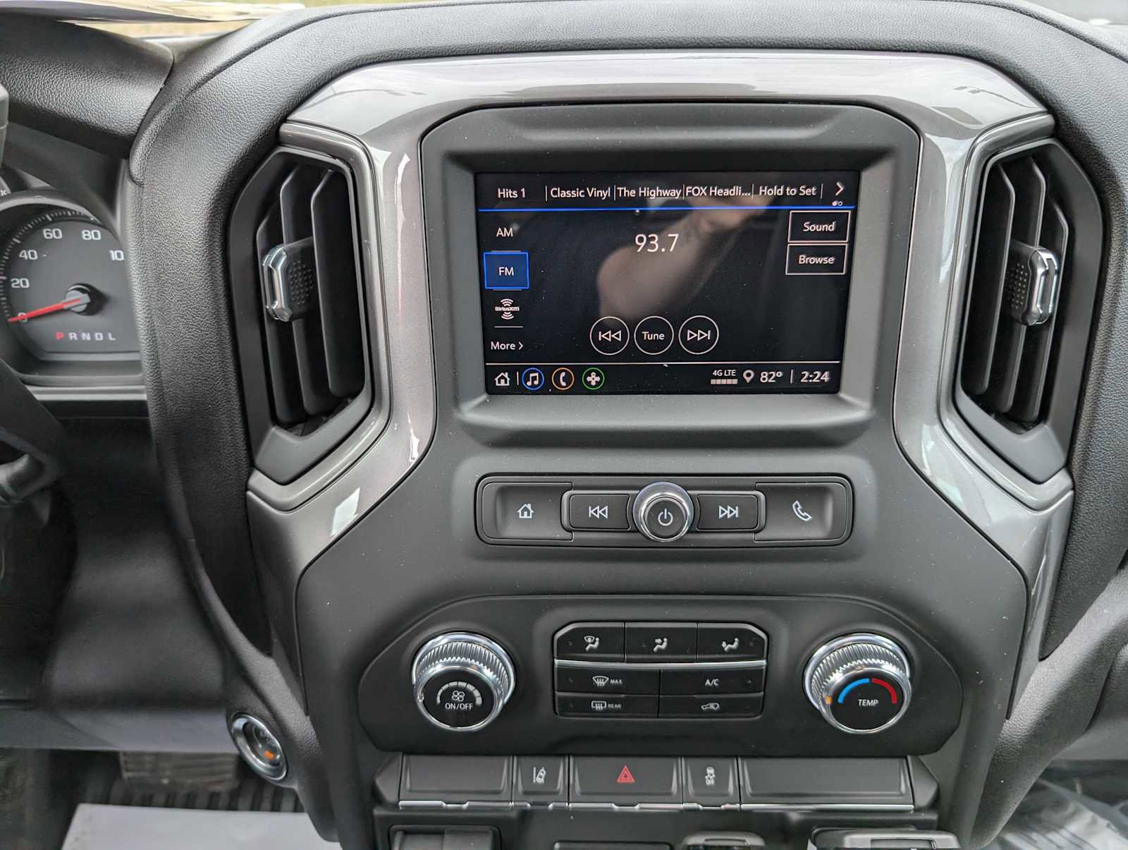 New 2024 GMC Sierra 3500 Pro w/ Convenience Package image 9