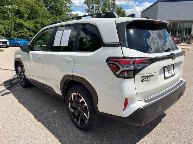 Used 2025 Subaru Forester Limited w/ Popular Package #2 AWD/4WD image 5