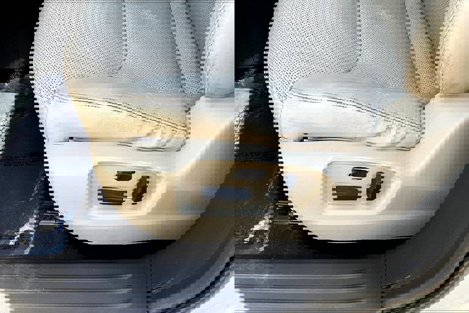 Used 2018 MAZDA CX-9 Touring w/ Touring Premium Package image 39