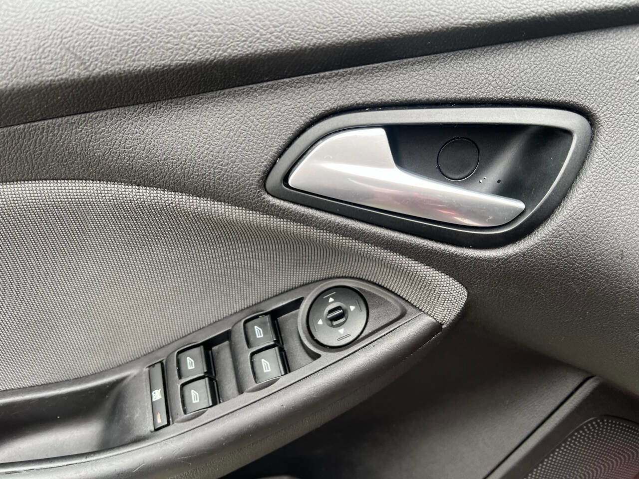 Used 2014 Ford Focus SE image 20