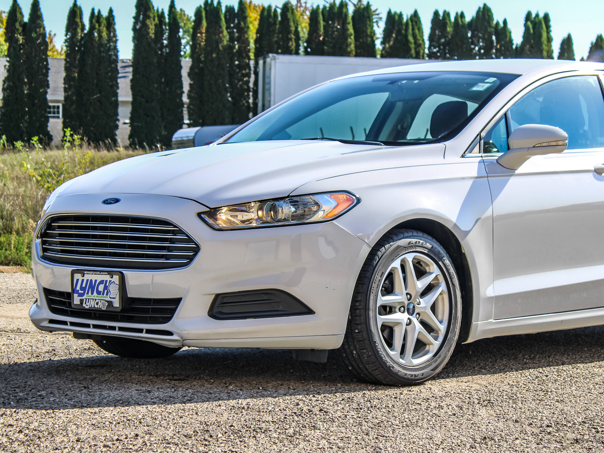Used 2016 Ford Fusion SE FWD image 28