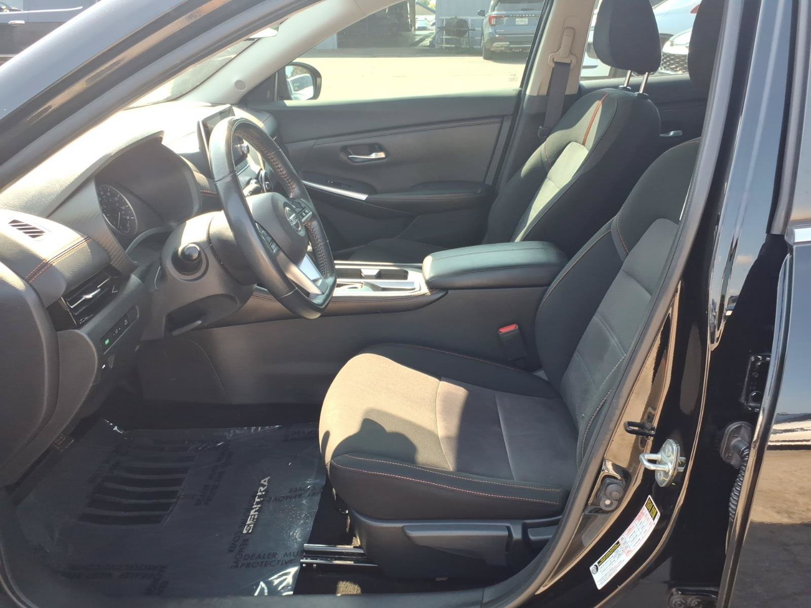 Used 2022 Nissan Sentra SR w/ Electronics Package FWD image 8