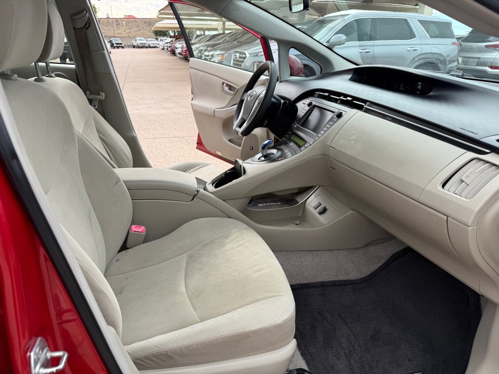 Used 2011 Toyota Prius Three w/ Navigation Pkg FWD image 14