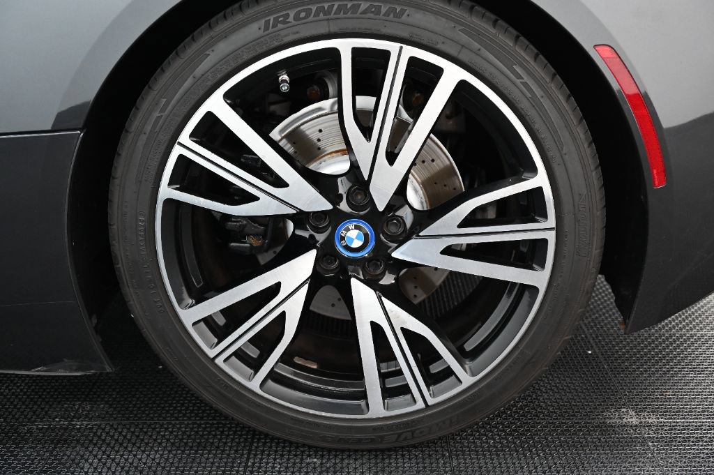 Used 2016 BMW i8 AWD/4WD image 39