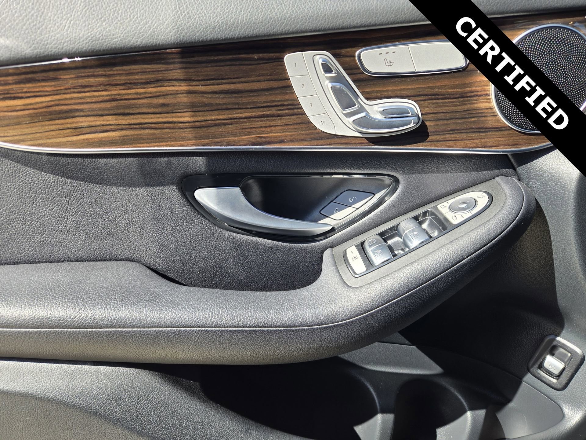 Certified 2021 Mercedes-Benz GLC 300 image 20