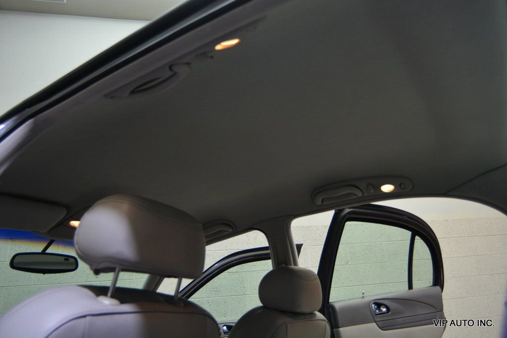 Used 1998 Lincoln Continental FWD image 22
