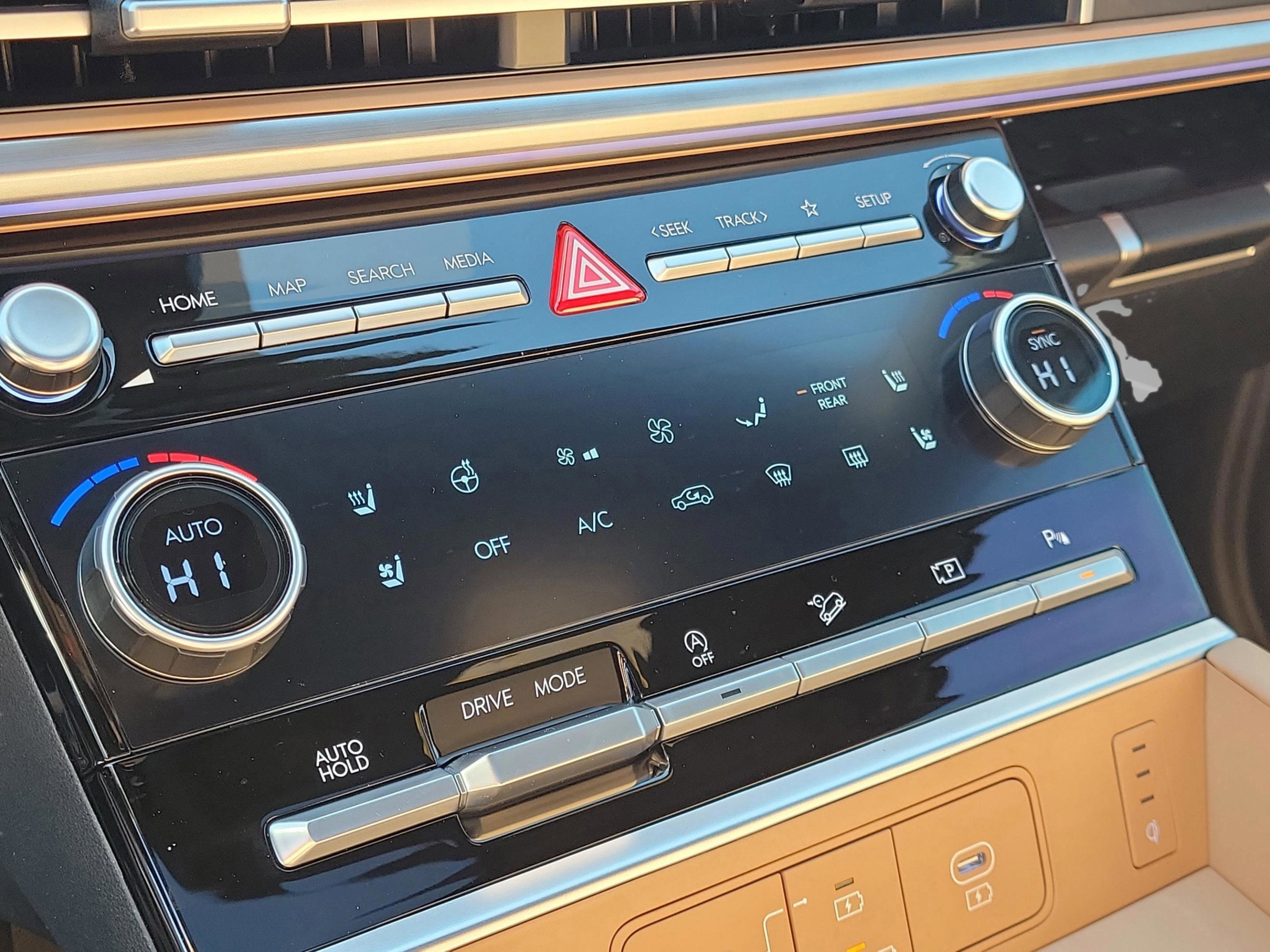 New 2026 Hyundai Santa Fe Calligraphy image 16