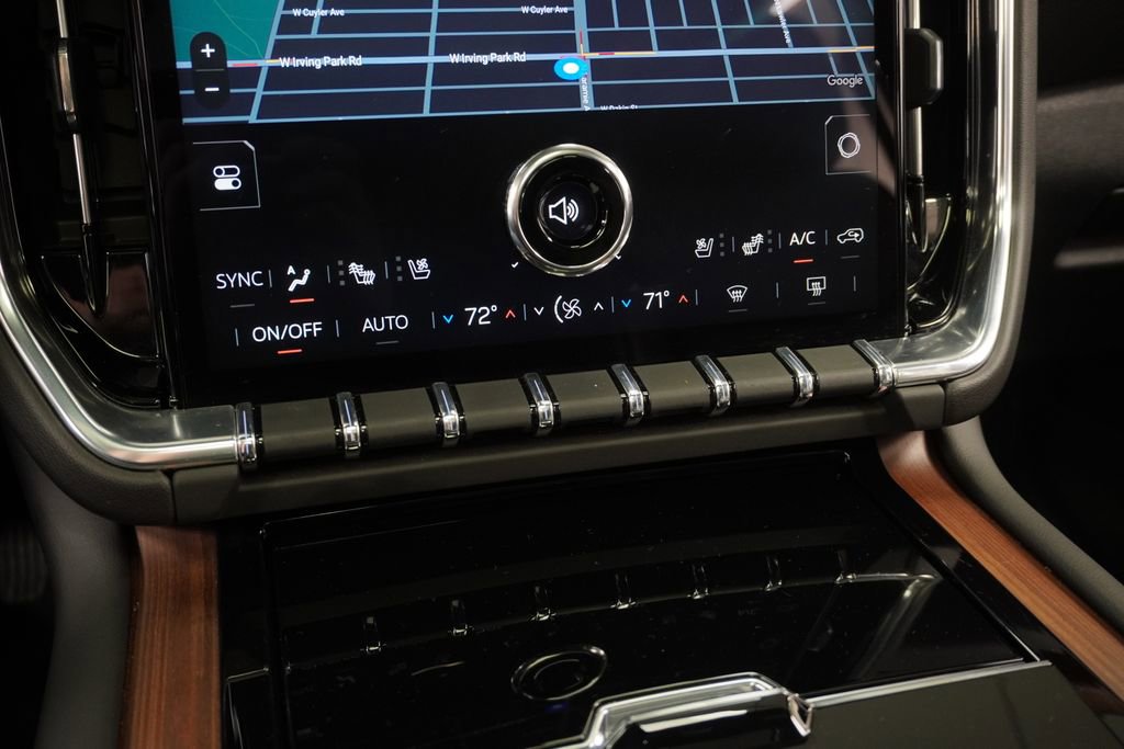 Used 2025 GMC Yukon Denali w/ Denali Reserve Package image 36