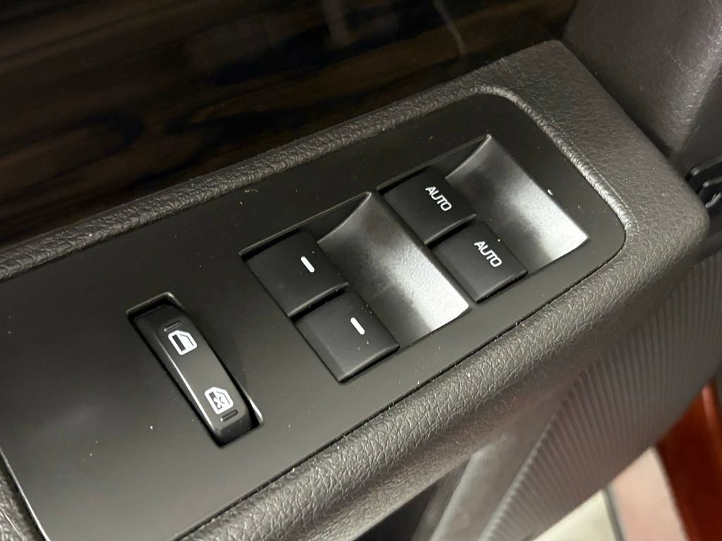 Used 2015 Ford Flex SEL w/ Equipment Group 202A FWD image 14