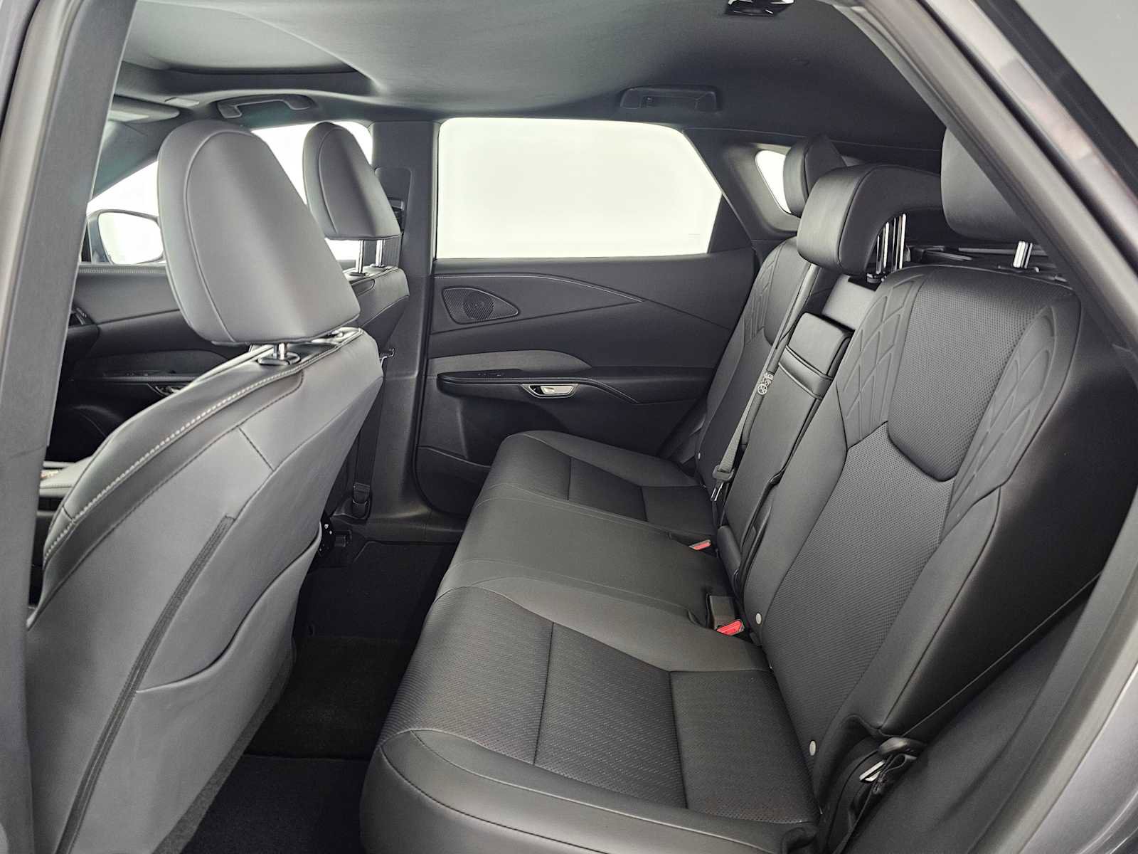 Certified 2025 Lexus RX 350 Premium w/ Accessory Package (Z1) image 16