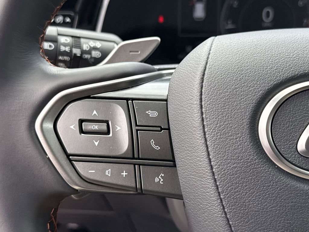 Used 2024 Lexus NX 250 FWD image 26