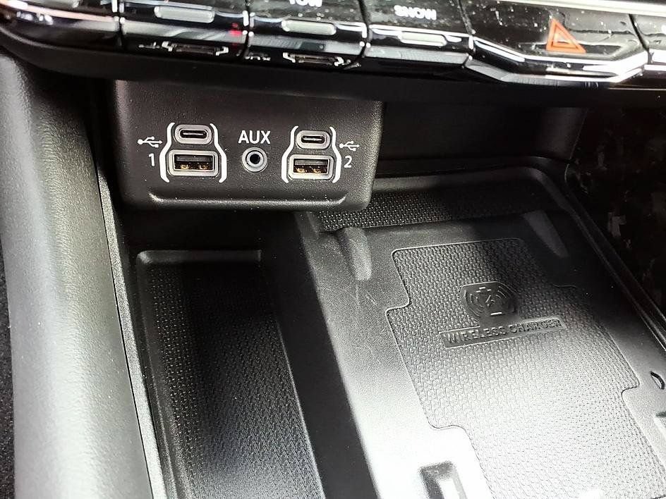 Used 2023 Dodge Durango R/T AWD/4WD image 29