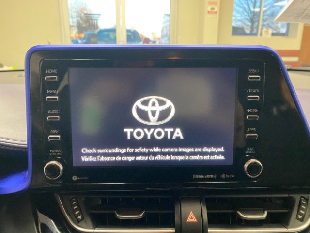 Used 2020 Toyota C-HR XLE image 27