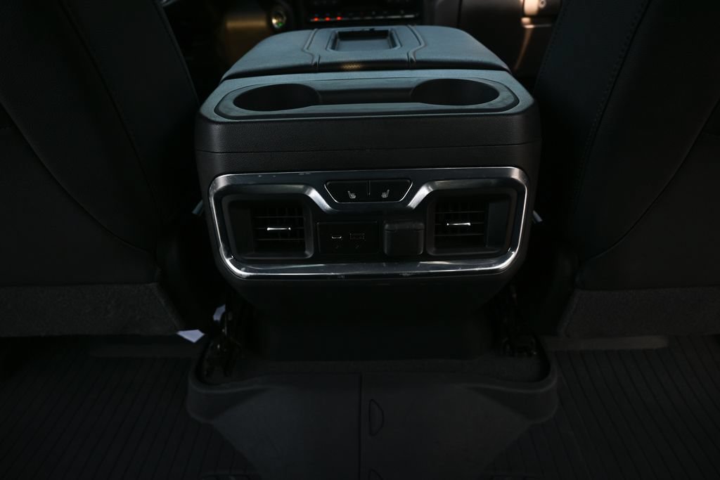 Used 2020 GMC Sierra 1500 AT4 w/ AT4 Premium Package AWD/4WD image 18