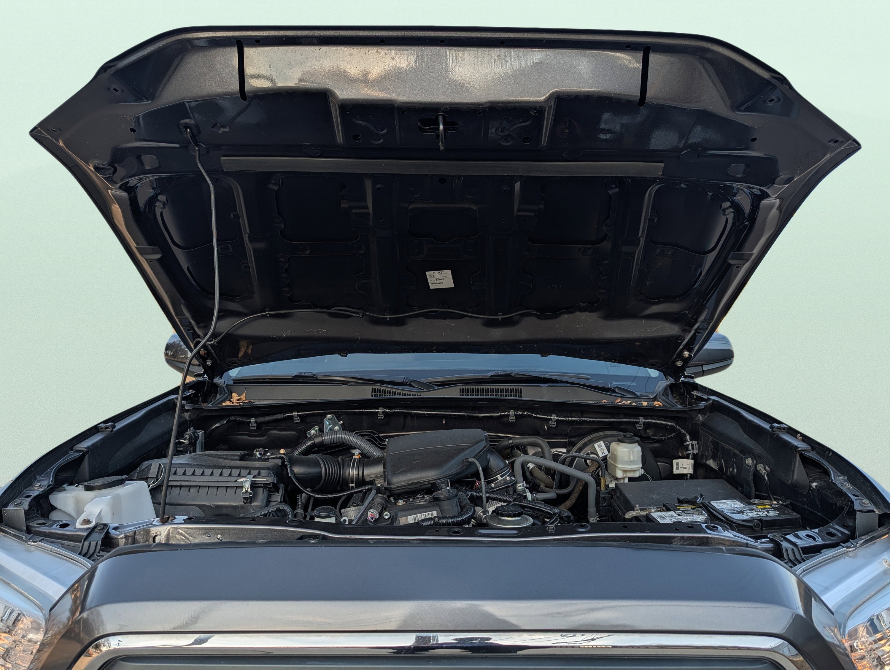 Used 2019 Toyota Tacoma SR w/ SR Convenience Package image 33