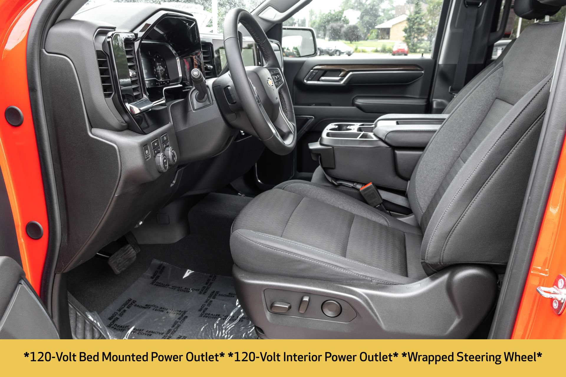 Used 2024 Chevrolet Silverado 1500 LT AWD/4WD image 7