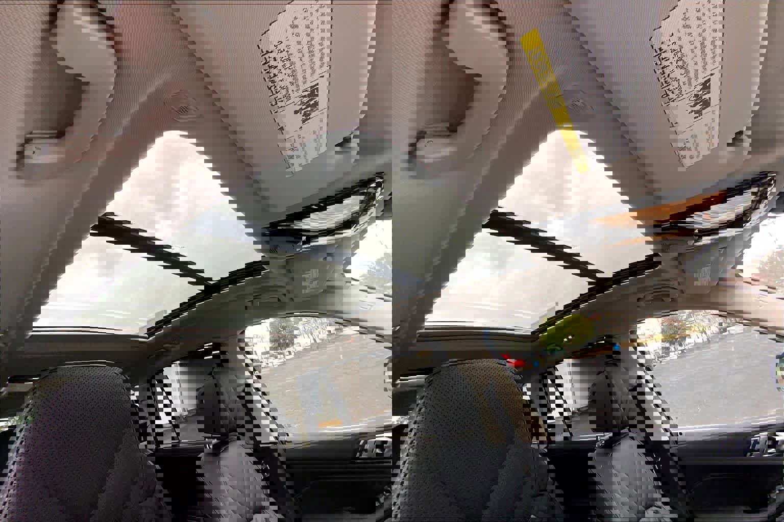 Certified 2025 BMW X7 xDrive40i w/ Premium Package image 13