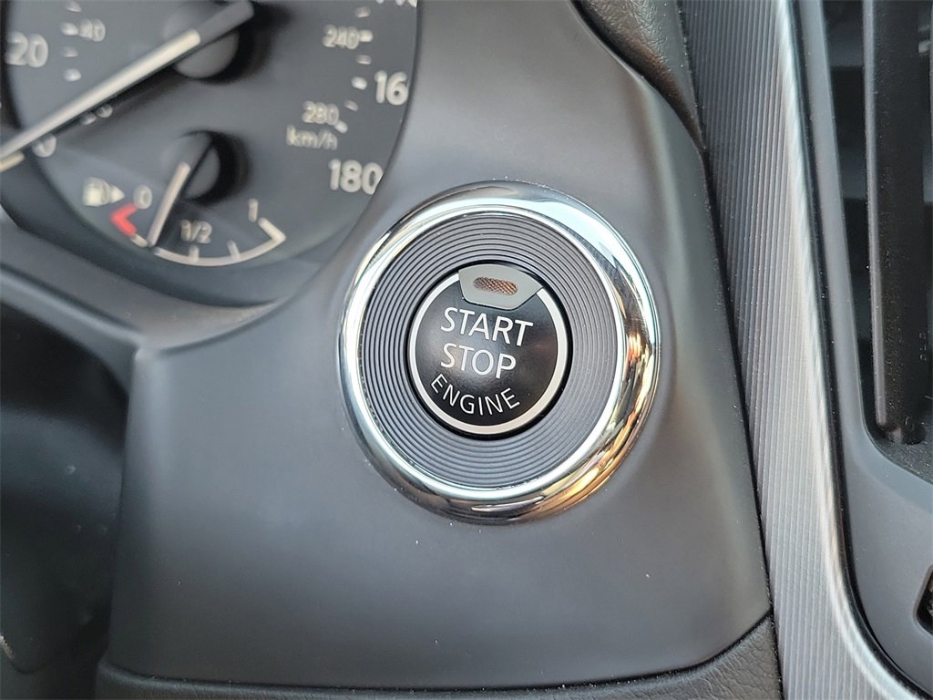 Used 2022 INFINITI Q60 3.0t Luxe w/ Essential Package image 8