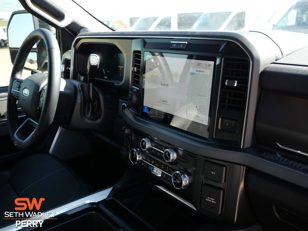 Used 2026 Ford F450 Platinum w/ FX4 Off-Road Package image 18