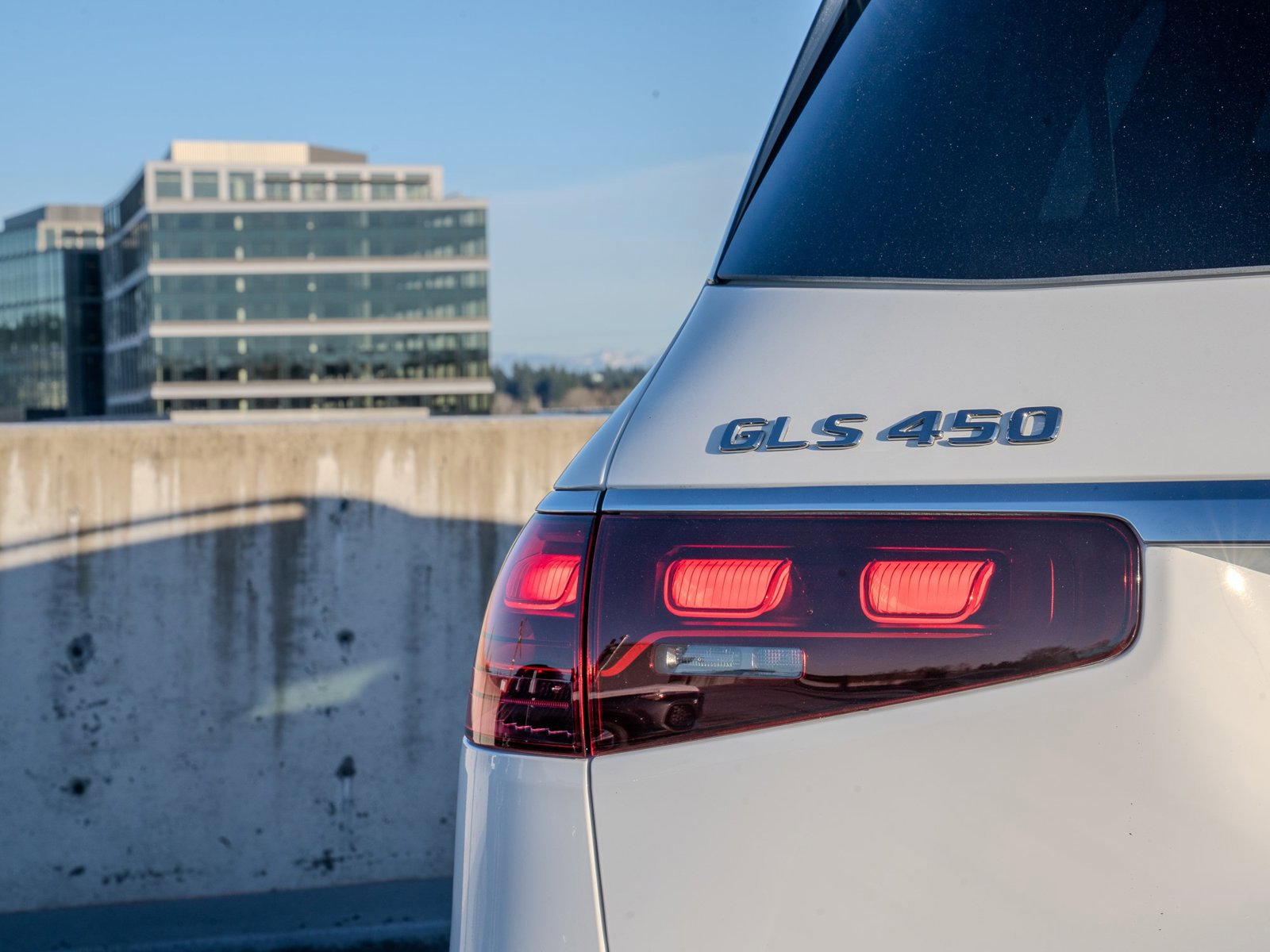 Used 2025 Mercedes-Benz GLS 450 4MATIC image 7