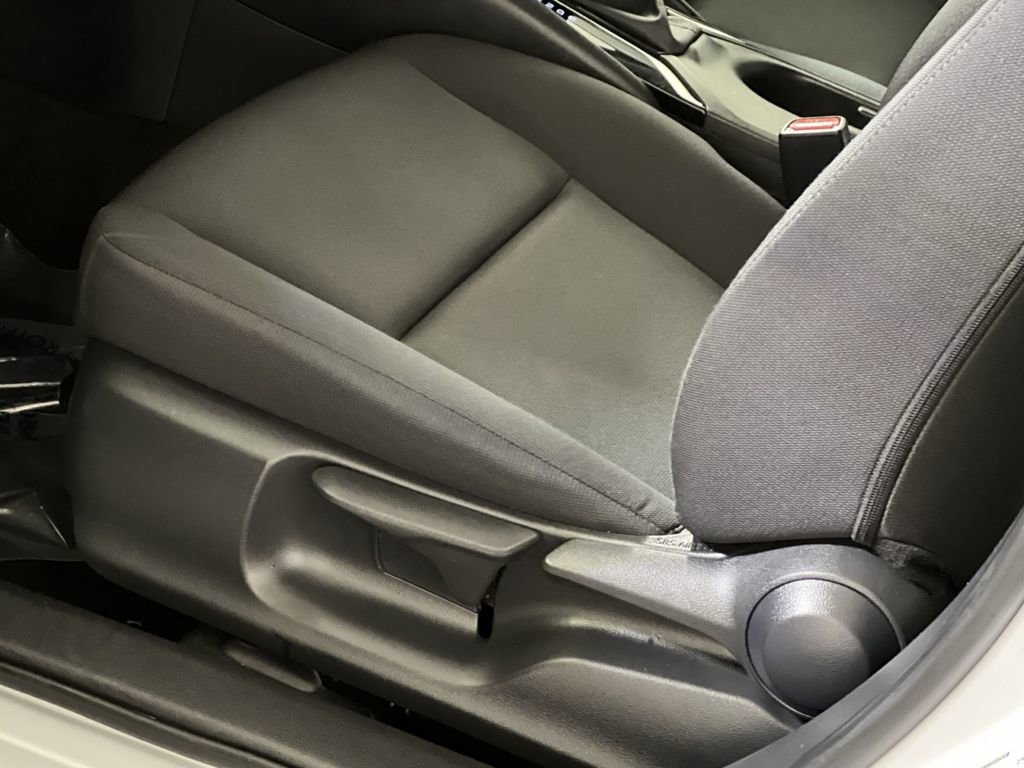 Used 2024 Toyota Corolla LE image 12