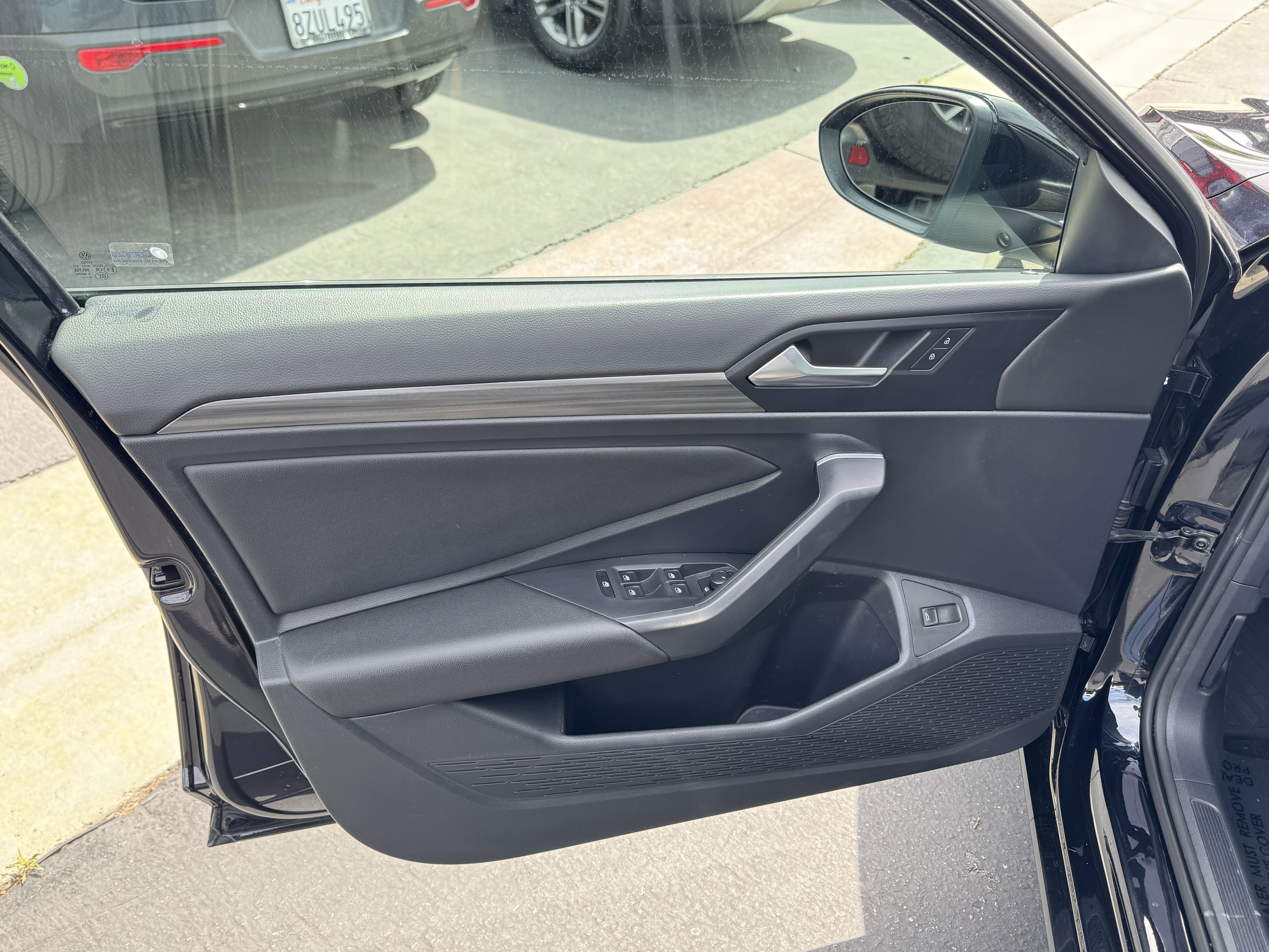 Used 2019 Volkswagen Jetta SEL image 16