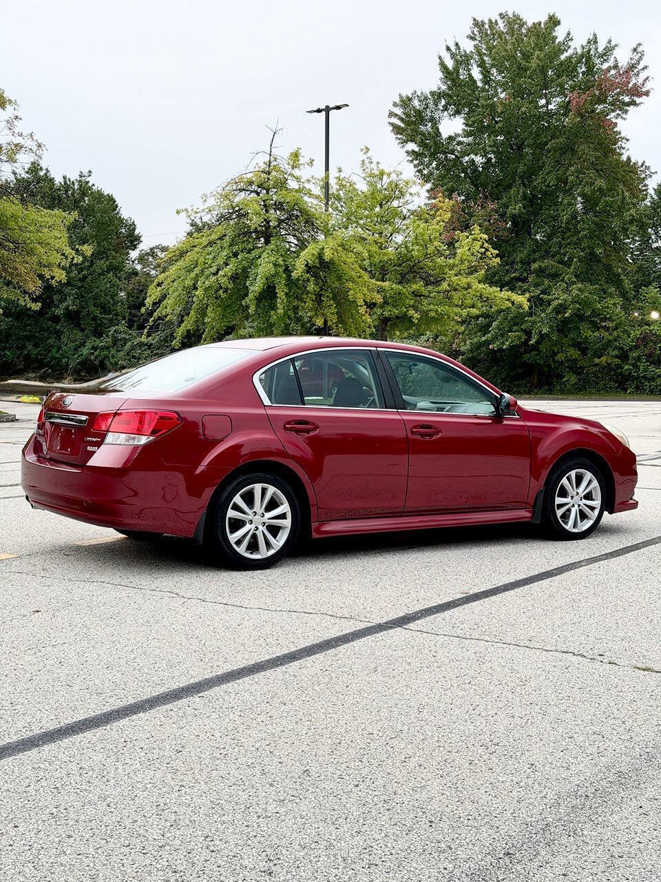 Used 2013 Subaru Legacy 2.5i Premium AWD/4WD image 8
