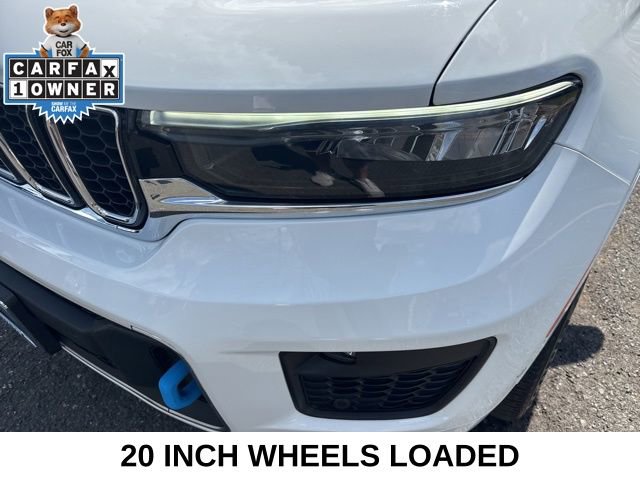 Used 2022 Jeep Grand Cherokee Overland AWD/4WD image 26