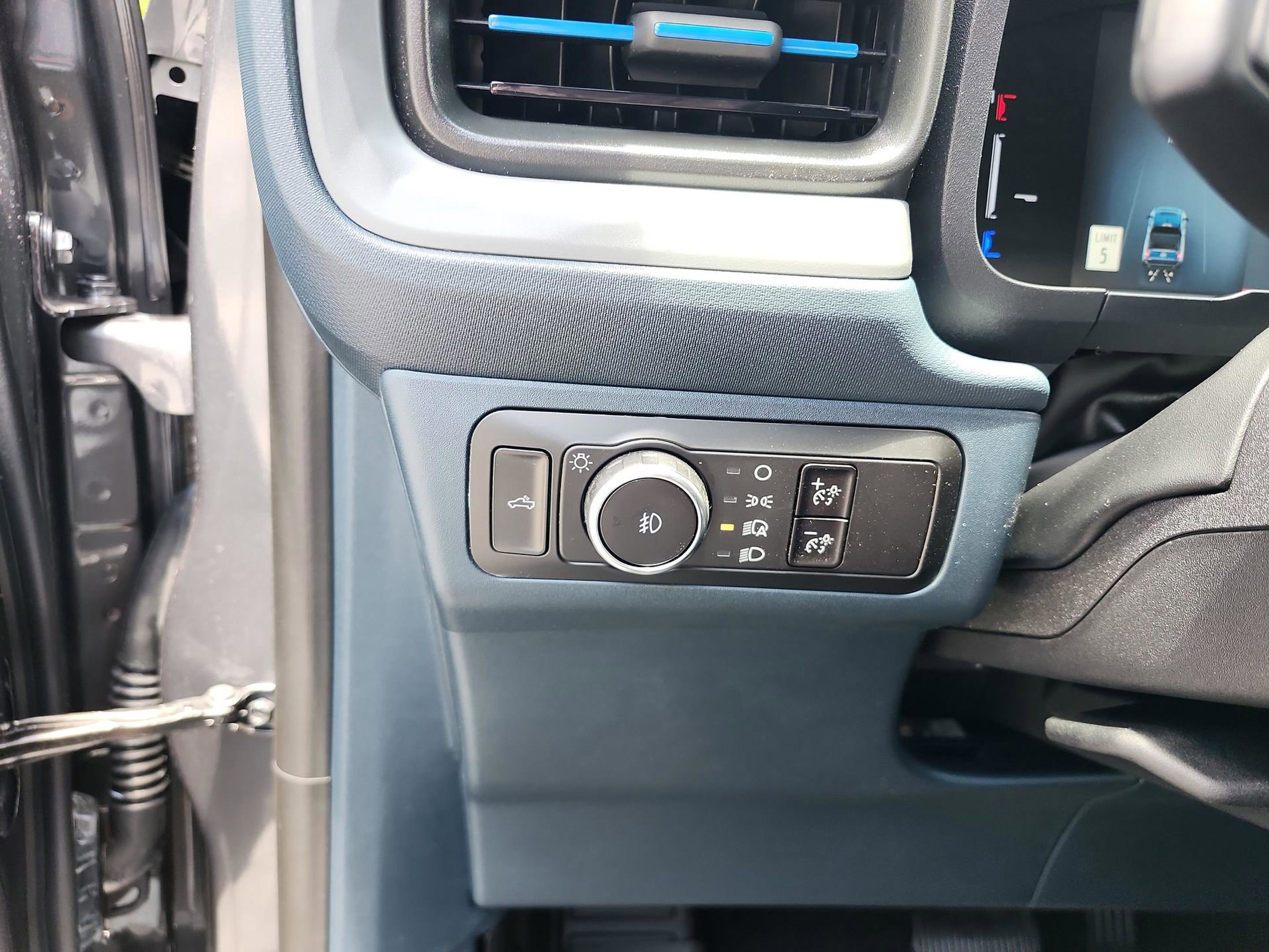 New 2025 Ford Maverick Lobo image 12