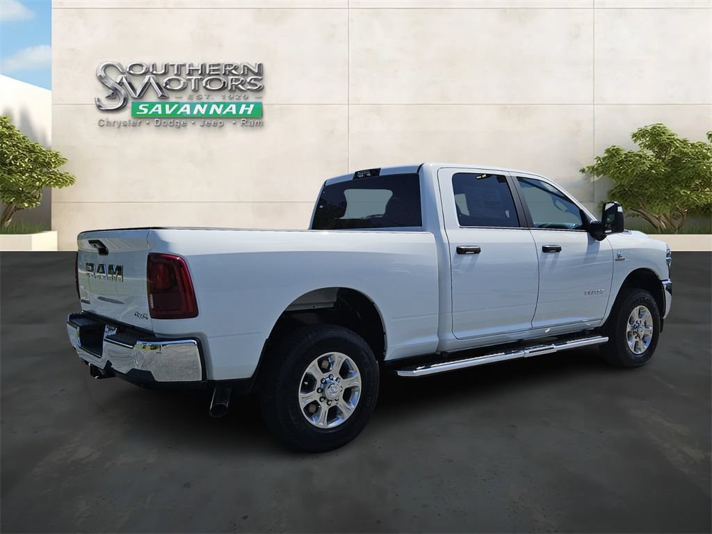 New 2026 RAM 3500 Big Horn AWD/4WD image 5