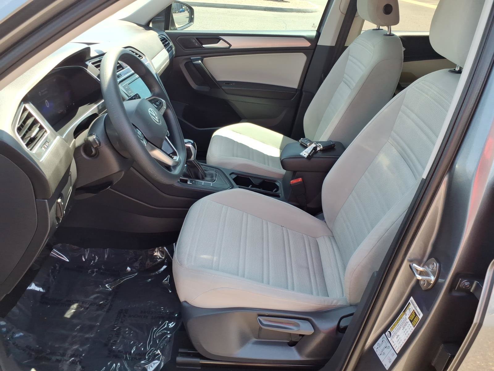 Used 2022 Volkswagen Tiguan S FWD image 19