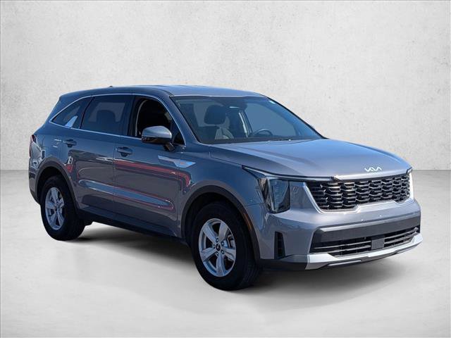 Used 2025 Kia Sorento LX FWD video 3