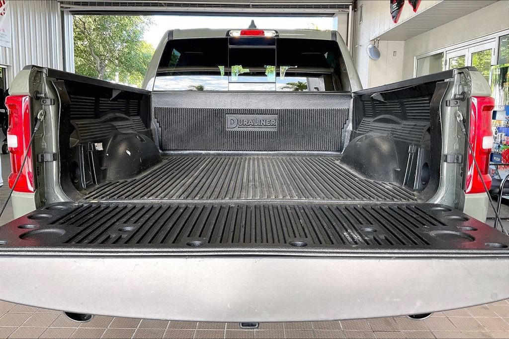 Used 2026 RAM 1500 Laramie AWD/4WD image 18