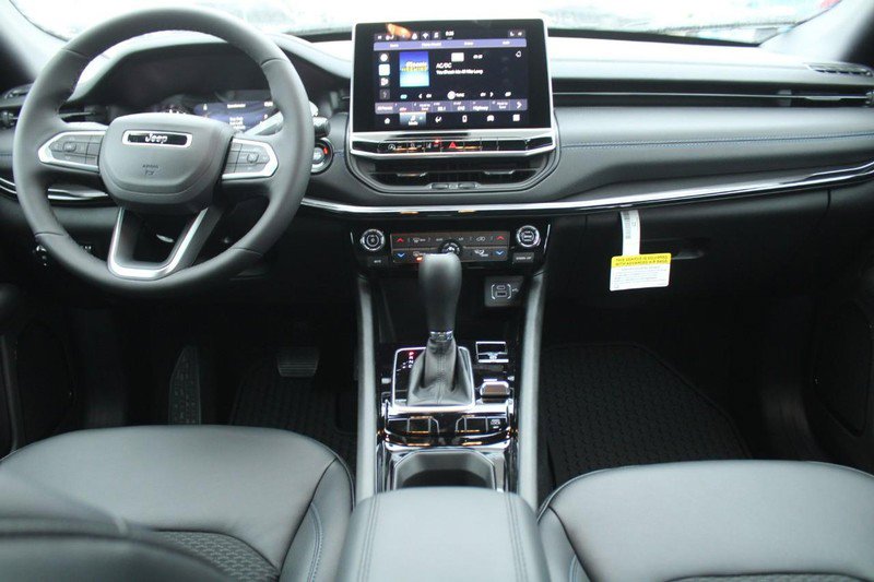 New 2026 Jeep Compass Latitude AWD/4WD image 5