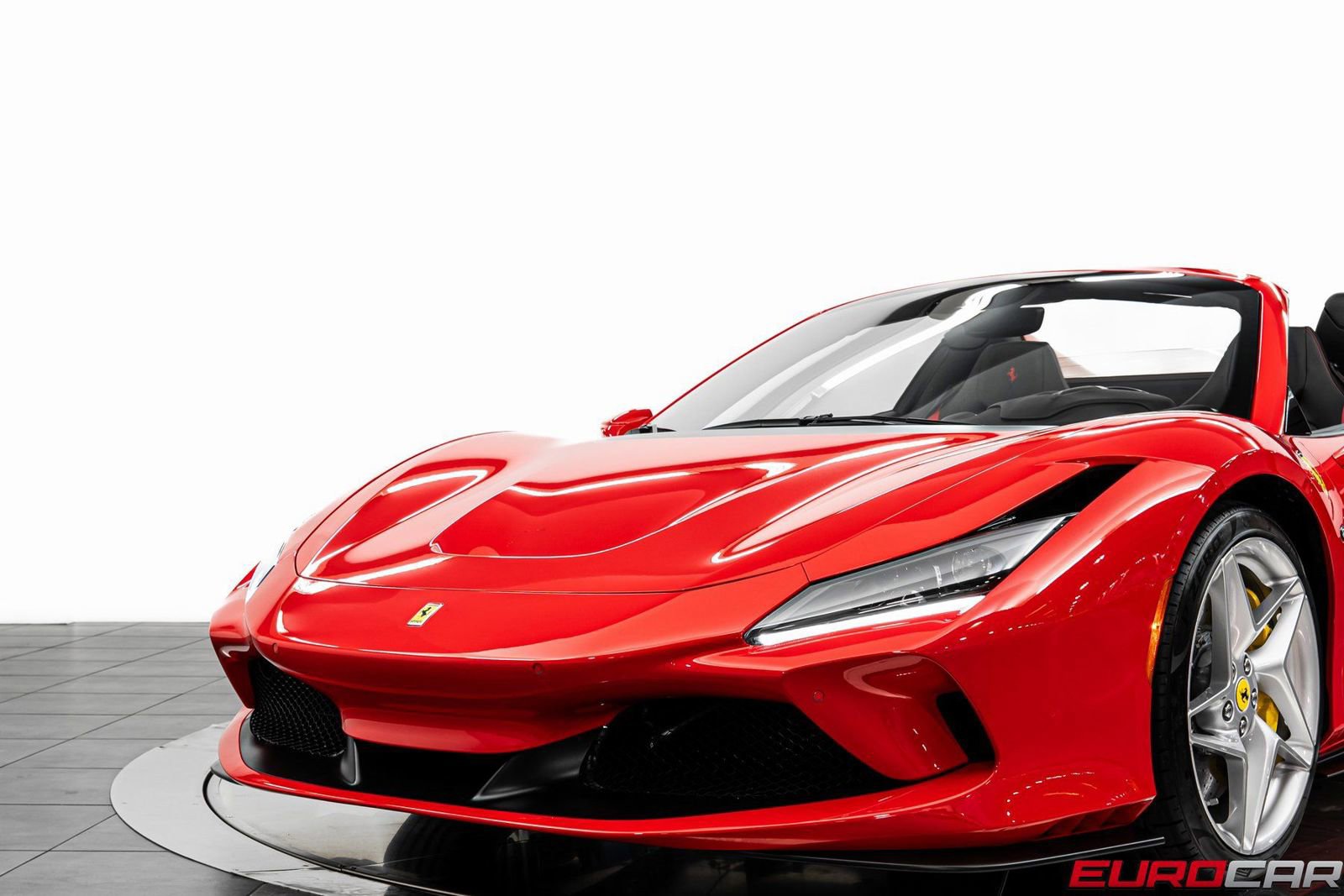 Used 2022 Ferrari F8 Tributo image 16