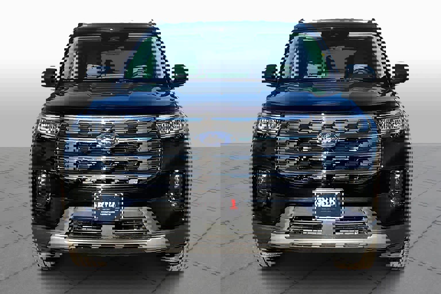 New 2026 Ford Explorer Active w/ Active Comfort Package image 3