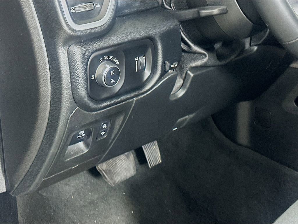 Used 2021 RAM 1500 Lone Star image 10